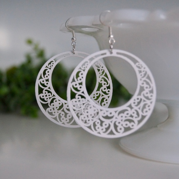 NEW Laser Cut Wooden Earrings - Picture 3 of 7